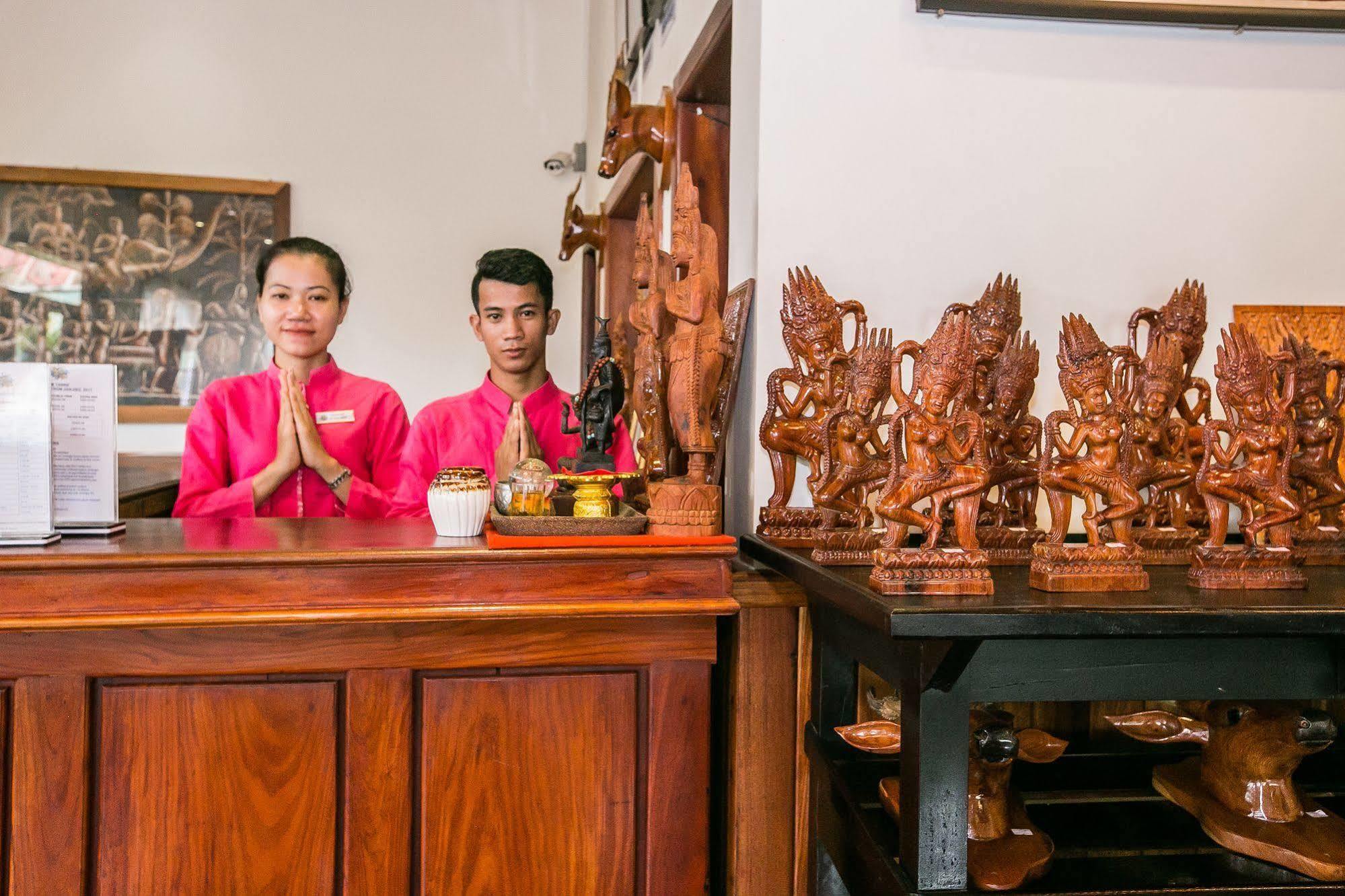 Kingfisher Angkor Hotel Ciudad de Siem Riep Exterior foto
